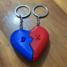 split-coeur porte-clés pas de lettres art deux parties du cœur en coeur port-cl-cœur 3d print model - Mito3D
