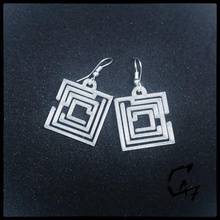 piazza labirinto orecchini - free gioielli frullatore jgaurora c47 orecchino la collana piccola rettangolo forma 3d print model - Mito3D