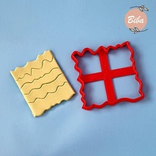 quadrado ondulado polímero argila Beira cortador biscoito 3d print model - Mito3D