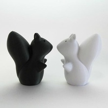 squirrel salt pepper shaker home kitchen s&p animal 3d print model - Mito3D