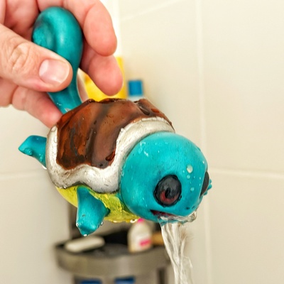 chorro pokemon infantes ducha bebé bañera agua baño amor familia 3d print model - Mito3D