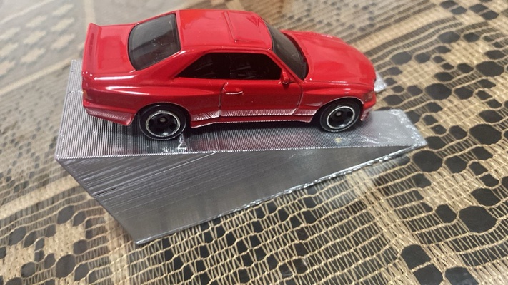 in piedi hotwheels gioco 3d print model - Mito3D