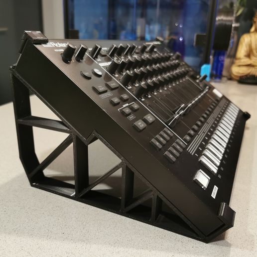 estante soporte Roland tr8s dj estudio 3D print model - Mito3D