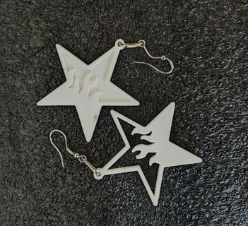 étoile flammes anneaux pack 2 modèle boucles d'oreilles bijou bracelet Collier porte clés mode bijoux flamme brûlant blanc noir 3d print model - Mito3D