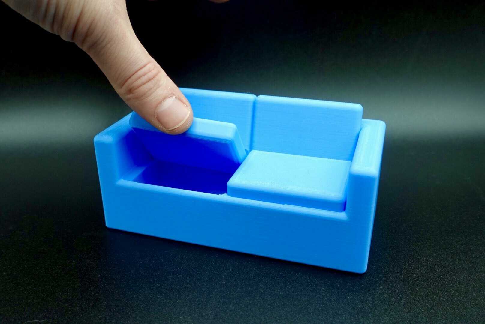 planque canapé outils mysticmesh3d mini marques organisateur 3D print model - Mito3D