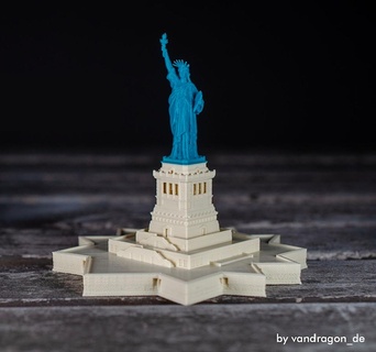 statue liberty base - 1 1000 700 america new scale sculpture usa nyc miniature newyork landmark york ny miniworld miniworld3d vandragon de statue-of-libery 3d print model - Mito3D