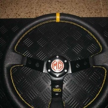 pilotage roue emblème simracing courses voiture prospectus mg Jeux 3d print model - Mito3D