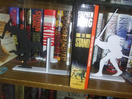 stephen king stand bookends book ends 3d print model - Mito3D