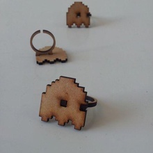 stinky ring jewelry 8 bit attempt laser cutting mdf noob pacman rings 3d print model - Mito3D