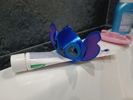 puntada pasta dental tubo prensa hogar casa lilo disney cepillo dientes diente rana reinetas divertido diseño gracioso friki baño 3d print model - Mito3D
