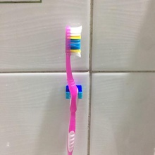 sujeta cepillo, cepillo de dientes titular casa ba o cuarto baño accesorios gancho organizador portacepillos 3d print model - Mito3D