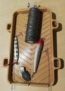 caiaque pescaria enfrentar acessórios armazenamento tabela isca iscas agulha alicate ganchos estante esporte ar livre 3d print model - Mito3D