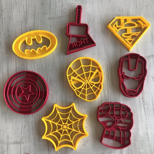 super taglio eroi eroe cookie cutter strumento supereroe ironman spiderman superman spider-man thor hulk 3D print model - Mito3D