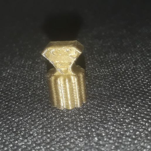 Süpermen Schrader kapak şapka 3D print model - Mito3D