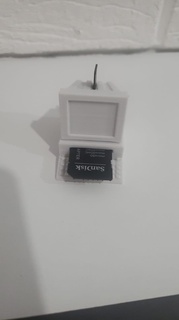 suporte pára Pen drive + cartão SD adaptador gadget micro 3d print model - Mito3D
