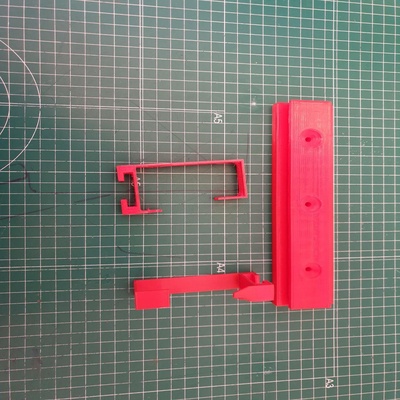 apoyo tiras múltiple enchufe base eléctrico actual tira accesorios 3d print model - Mito3D