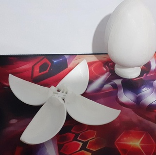 surprise egg easter gift hinge shell holiday open box present 3d print model - Mito3D