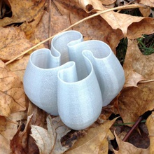 swirly pot home 3d print model - Mito3D