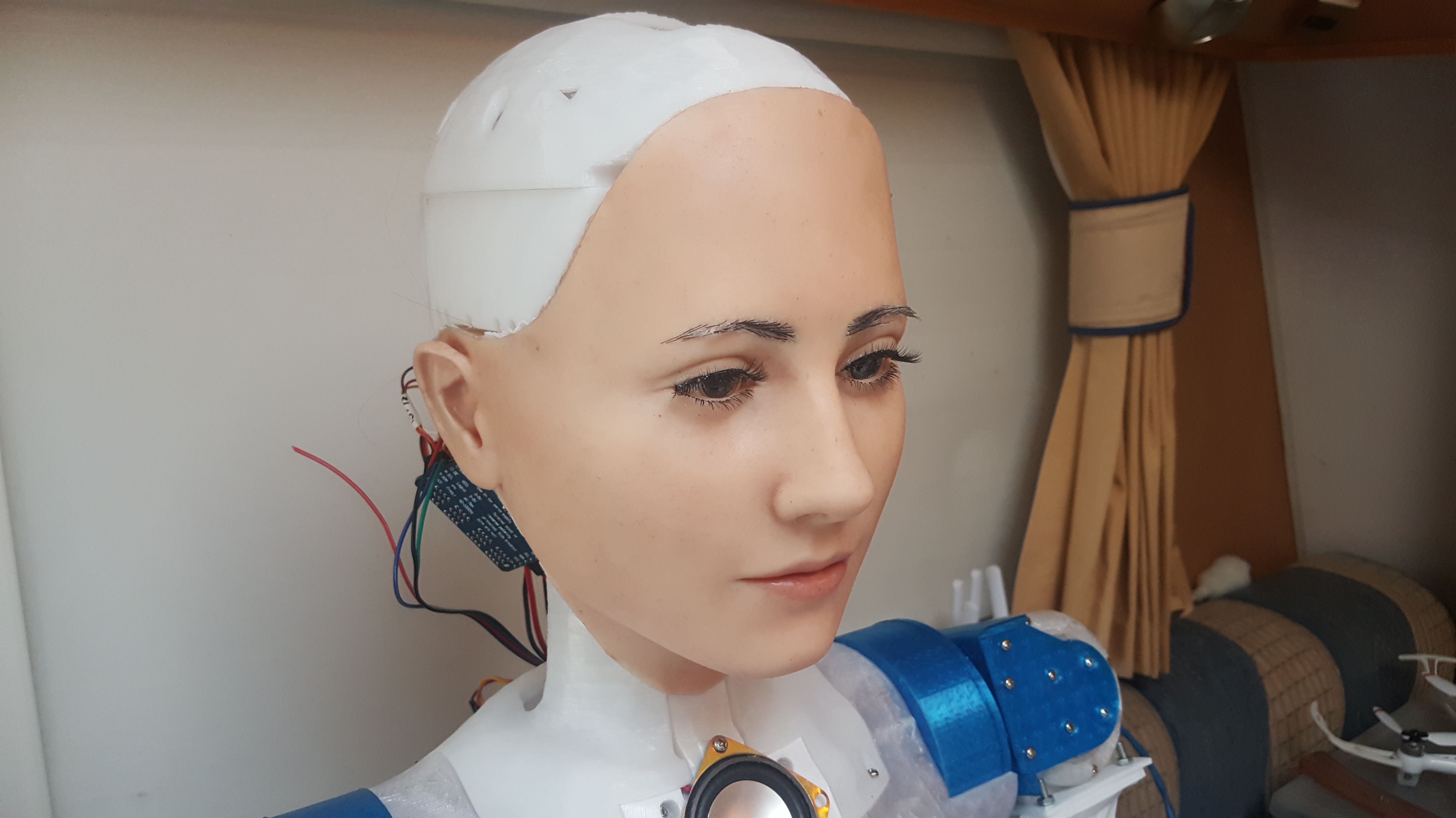 Sylvie 2024 animatronik kafatası boyun mekanizma 3D print model - Mito3D