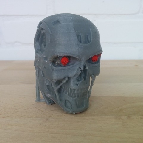 t-800 de terminator cráneo doble extrusión juego modelo robots 3D print model - Mito3D