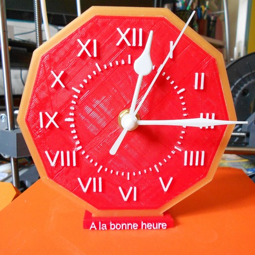 table l'horloge 3D print model - Mito3D