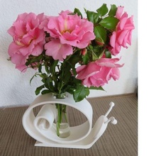 table déco escargot vase laboratoire tube diamètre 24 25 mm décoration mariage communion mère journée anniversaire compagnie fête 3d print model - Mito3D