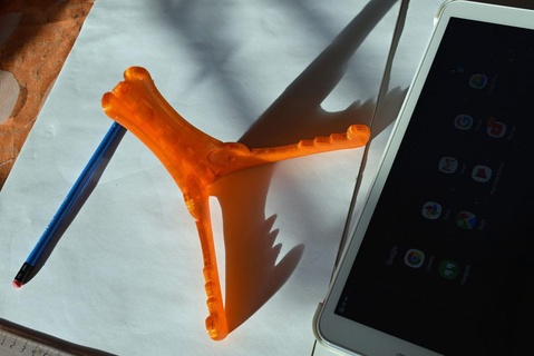 tablet holder foldable compact 3d print model - Mito3D