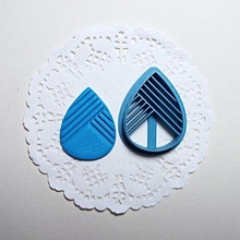 tear shape embossing polymer clay cutter 3d print model - Mito3D