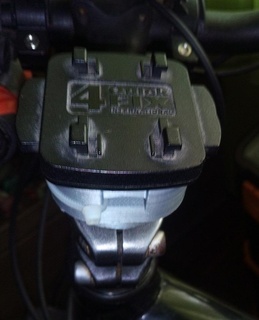 chás GPS suporte bicicleta cabeça montagem 4 consertar 1 3d impressão 3d print model - Mito3D