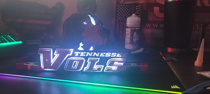 Tennessee vols logo enfumé LED signe Football sports bénévoles Université 3d print model - Mito3D