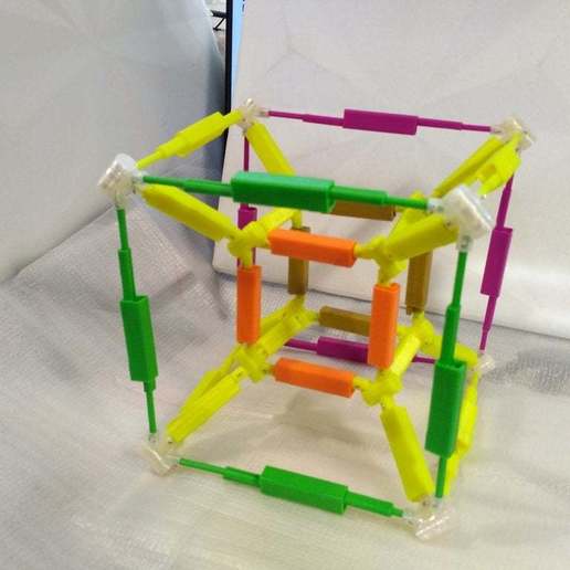 tesseract attuazione art matematica arte 3D print model - Mito3D