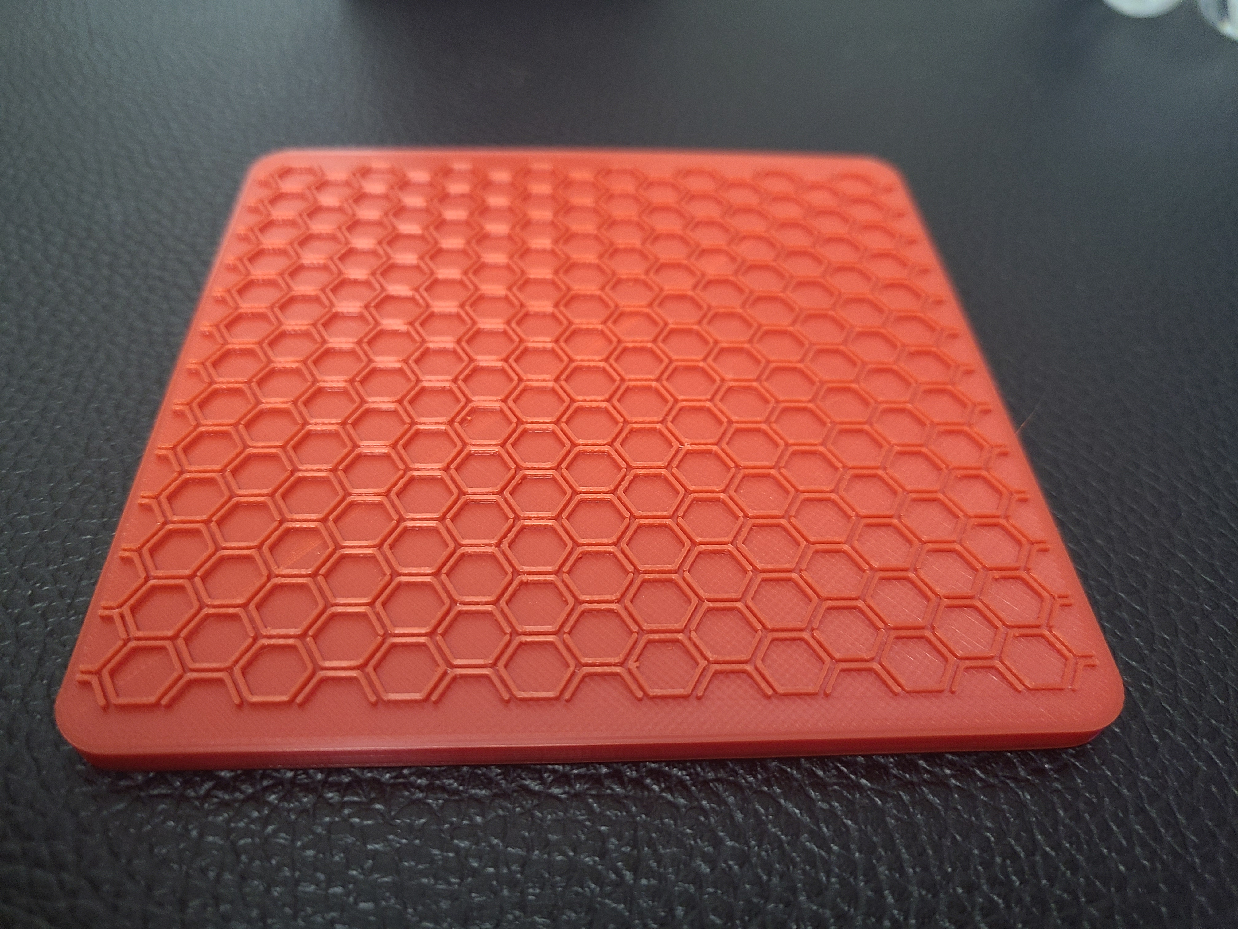 texturé Coaster boisson titulaire soutien 3D print model - Mito3D