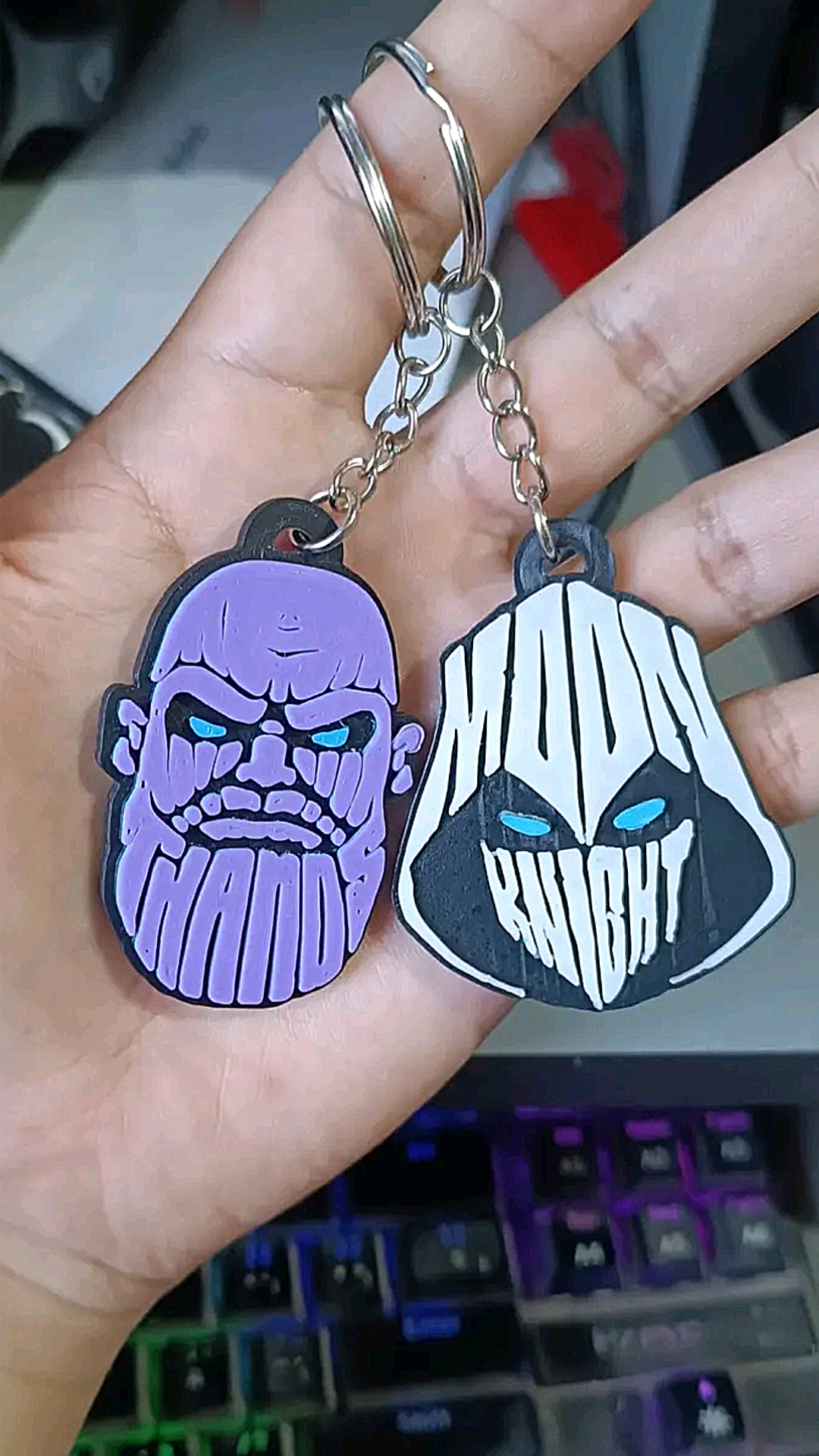 Thanos chaveiro + lua cavaleiro 3D print model - Mito3D