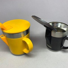garrafa térmica jdc-240241350351 tampa do gancho v2 a casa cozinha de jantar caneca café 3d print model - Mito3D
