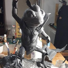 throg Thor Arte juguete animal rana coleccionables impresión maravilla superhéroe martillo 3d print model - Mito3D