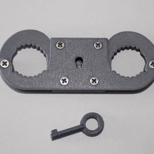 thumbcuffs gioco manette 3d print model - Mito3D