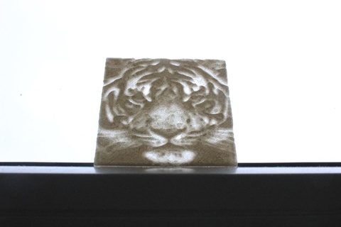 tiger Art decoration lamp image photo black and white projection light drawing relief animal 3d print model - Mito3D