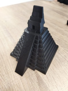 tikal pirâmide maya 3d print model - Mito3D