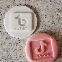 tic toc goffratrice ideale cupcakes decorazione 3d print model - Mito3D