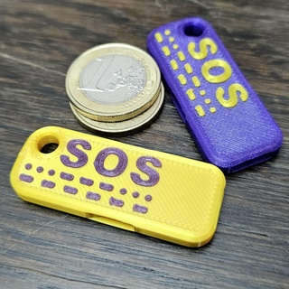 klein SOS pfeifen Mikro Rettung Schlüsselbund Sicherheit kompakt draussen lautesten Notfall Signal Mehrfarbig zweifarbig 3d print model - Mito3D