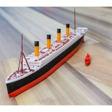 titanic professional float water thebestboat 3d print model - Mito3D