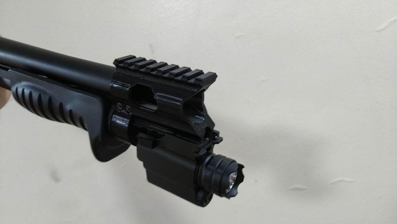 tm m870 face accès monter soutien fusil pompe violeur picatinny 3d print model - Mito3D