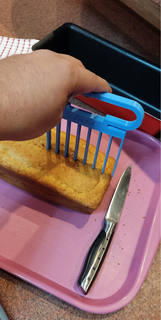 crostini torta taglio righello casa tagliare taglierina pane attrezzo stoviglie cucina cucinando utile Stampa posto pezzo supporti 3d print model - Mito3D