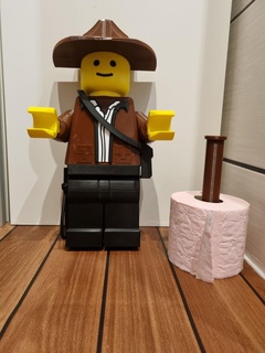 toilette papier Indiana Jones lego légère pq 3d print model - Mito3D