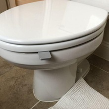 toilet seat puller bathroom bath tub shower clean easy 3d print model - Mito3D