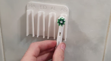 spazzolino testa titolare supporto organizzatore casa bagno 3d print model - Mito3D