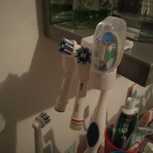 toothbrush holder home gadget reinstatement bathroom 3d print model - Mito3D