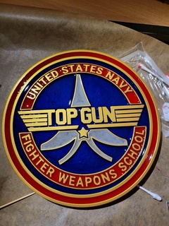topgun Maverick logo signe assiette pistolet f14 avion jet pilote UNITÉ États marine us combattant école mur monter époxy résine 3d print model - Mito3D