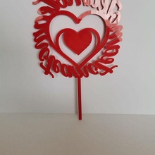 sombrero copa amor corazón centrar Arte san valentin día pastel magdalena 3d print model - Mito3D