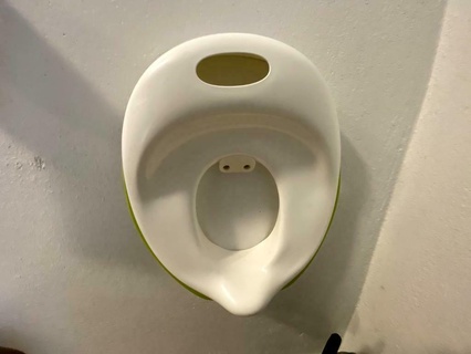 tossig wall hook ikea kids organization toilet seat hanger mount bathroom 3d print model - Mito3D